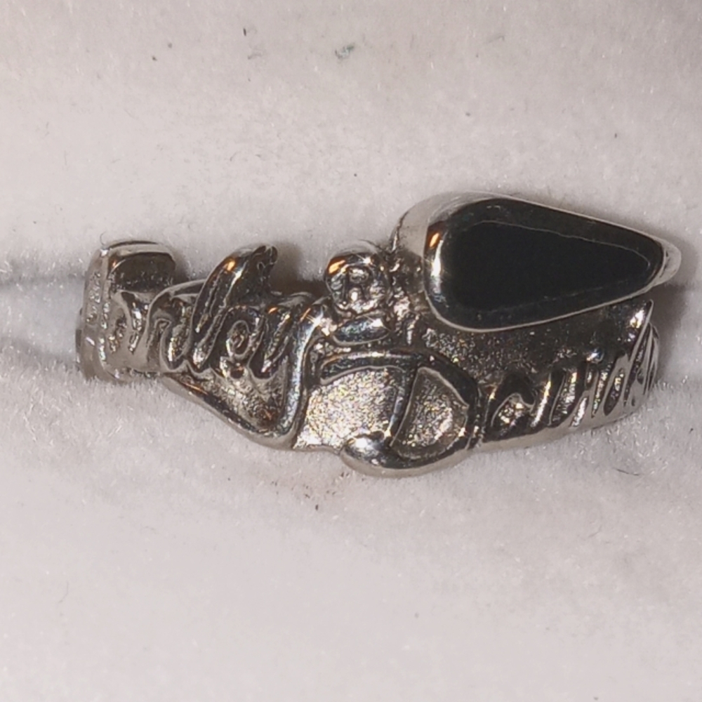 Women's vintage. Harley davidson wedding band 10k white gold